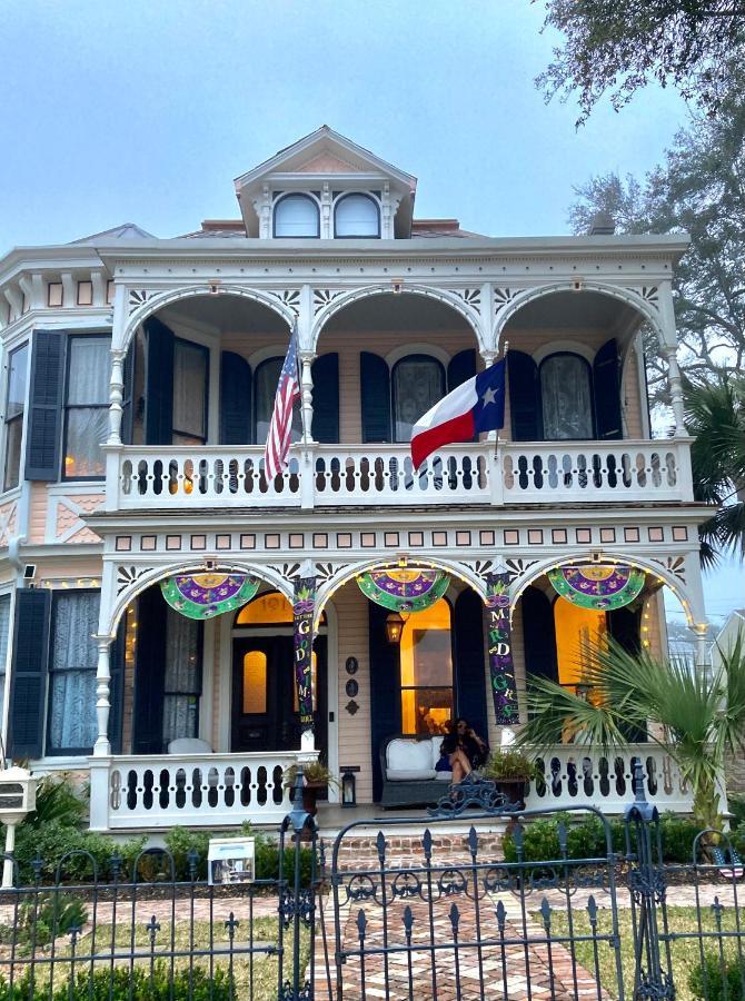 Coppersmith Inn Bed And Breakfast 加尔维斯敦 外观 照片