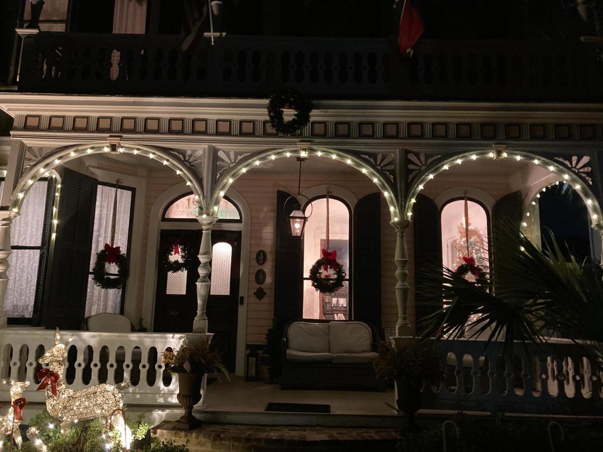 Coppersmith Inn Bed And Breakfast 加尔维斯敦 外观 照片