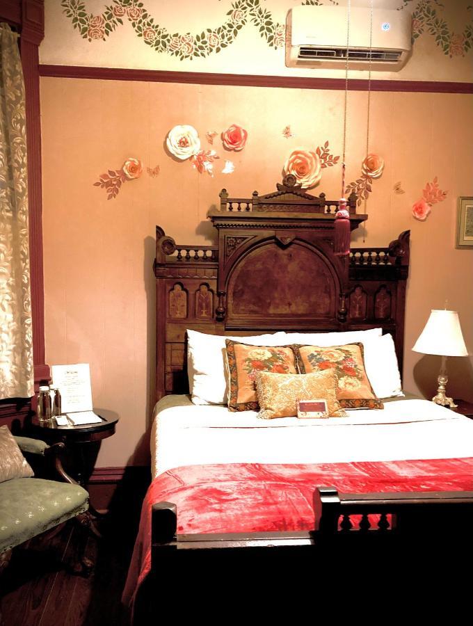 Coppersmith Inn Bed And Breakfast 加尔维斯敦 外观 照片